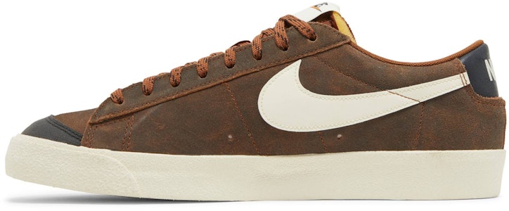 Nike Blazer Low '77 Premium Vintage 'Certified Fresh - Coklat Pecan' DX4433-200 Lookbook Nike Blazer Low '77 Premium Vintage 'Certified Fresh - Coklat Pecan' DX4433-200