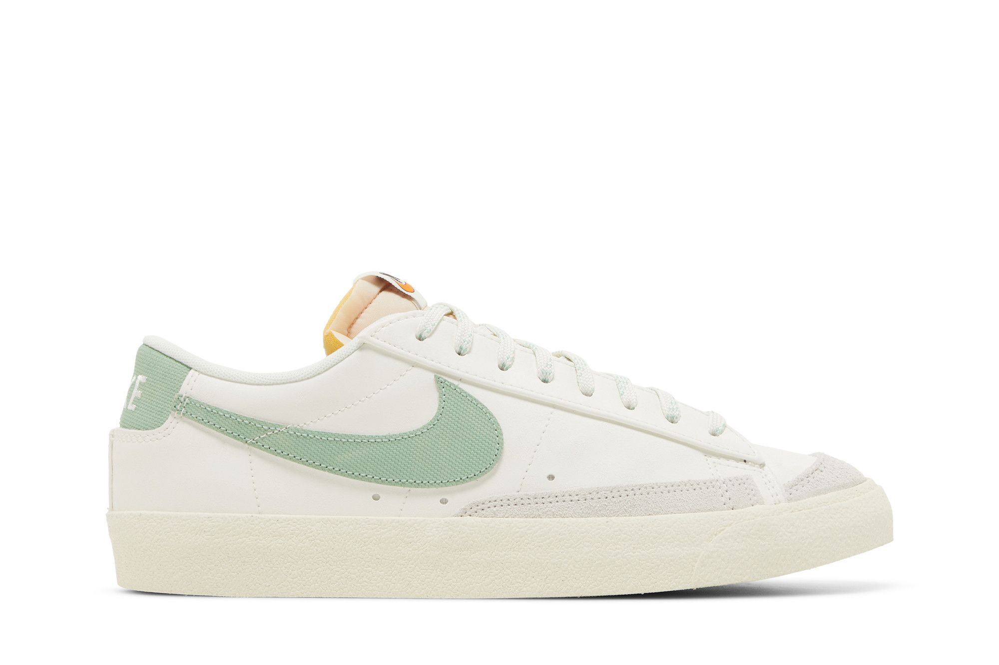 Nike Blazer Low ’77 PRM 'Certified Fresh' DO9799-100
