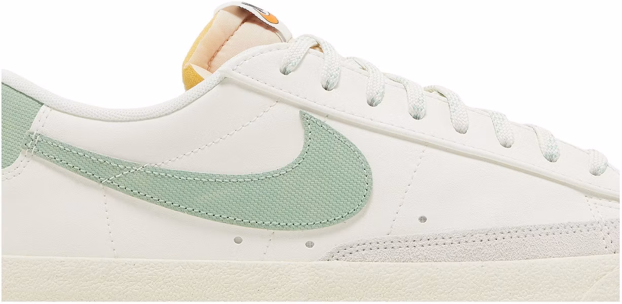 Nike Blazer Low ’77 PRM 'Certified Fresh' Sneakers Terbaru DO9799-100 Lookbook Nike Blazer Low ’77 PRM 'Certified Fresh' Sneakers Terbaru DO9799-100