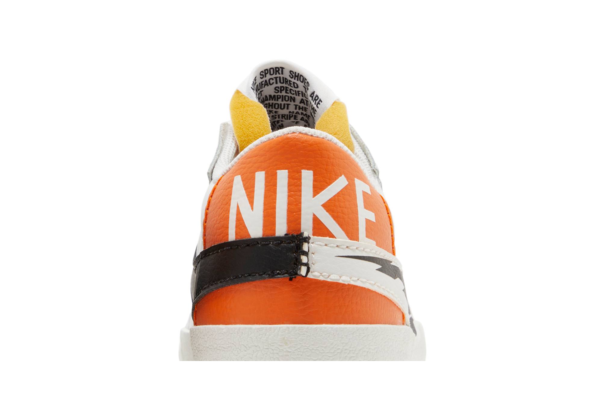 Sizing 나이키 블레이저 로우 점보 '글리치 스우시' DV6484-100