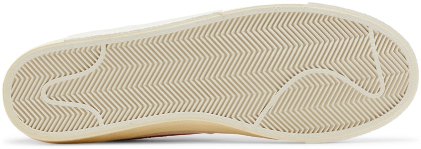 Nike Blazer Low Pro Club 'Cosmic Clay' Sepatu Sneakers Pria Wanita FJ3694-101 Shop Nike Blazer Low Pro Club 'Cosmic Clay' Sepatu Sneakers Pria Wanita FJ3694-101