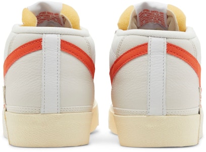 Nike Blazer Low Pro Club 'Cosmic Clay' Sepatu Sneakers Pria Wanita FJ3694-101 Details for Nike Blazer Low Pro Club 'Cosmic Clay' Sepatu Sneakers Pria Wanita FJ3694-101