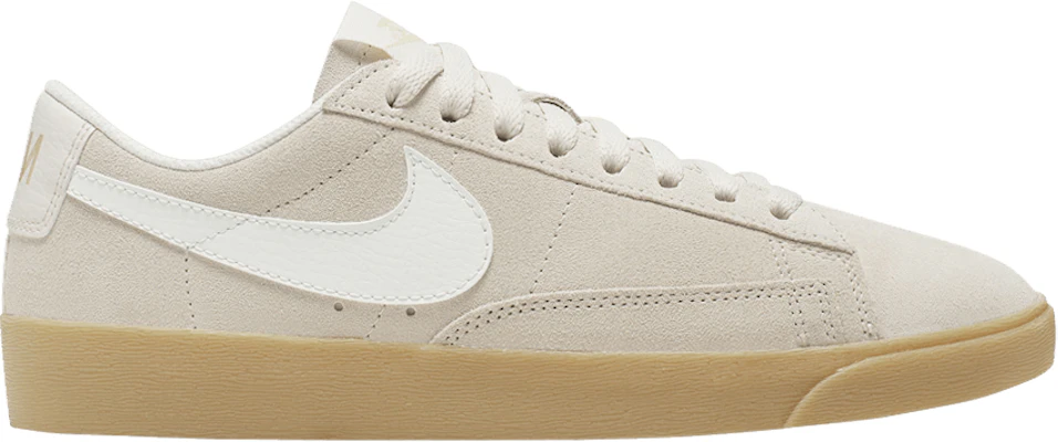 Nike women's blazer low top sd