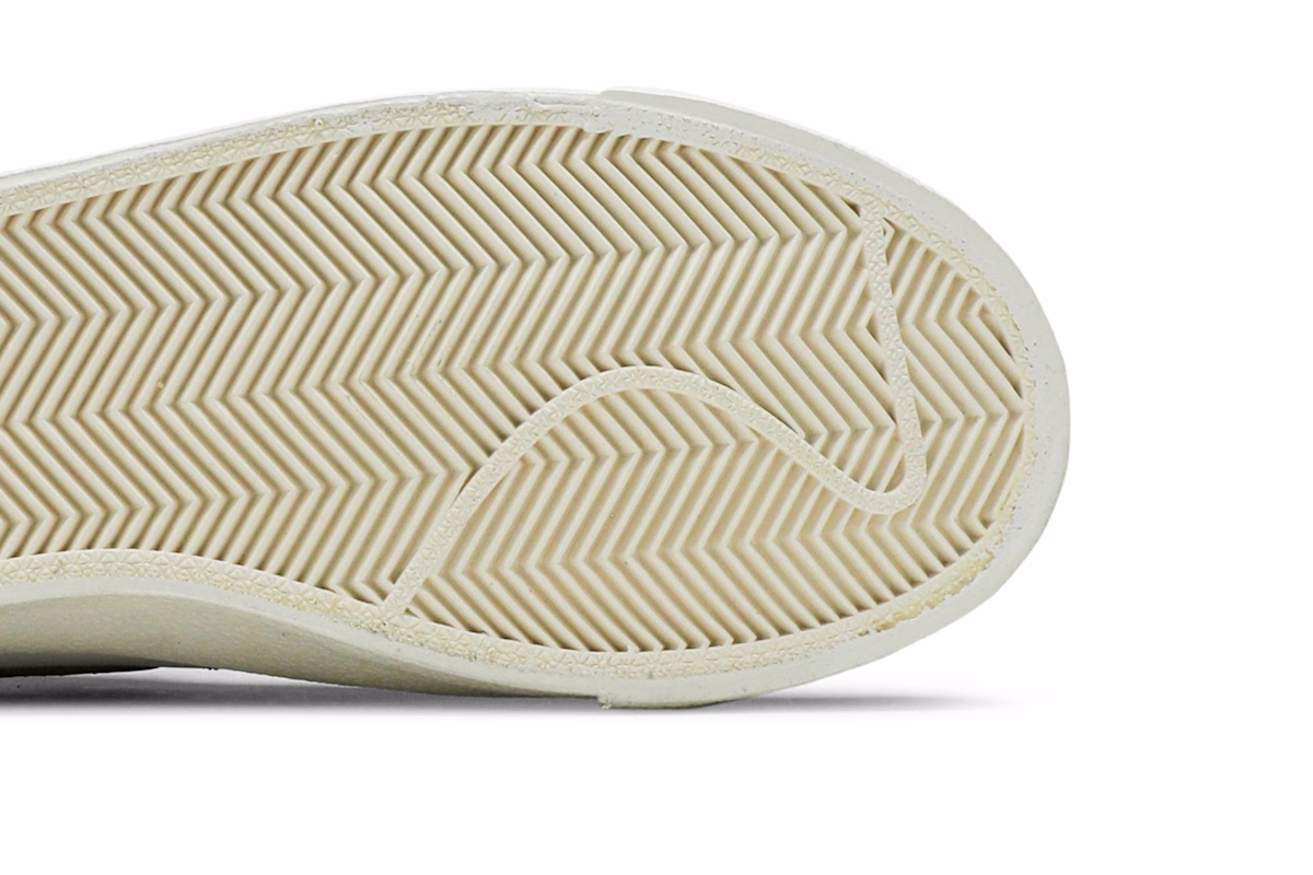 Nike Blazer Low Vintage 77 White Chocolate DA6364-100