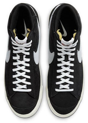 Nike Blazer Mid 77 'Hitam Suede' CW2371-001 Shop Nike Blazer Mid 77 'Hitam Suede' CW2371-001