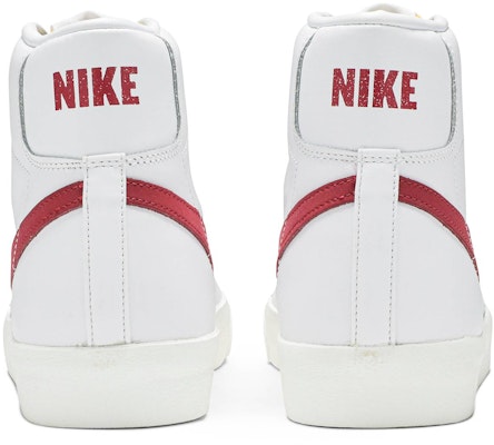 Nike Blazer Mid '77 'Brick Merah' BQ6806-102 Details for Nike Blazer Mid '77 'Brick Merah' BQ6806-102