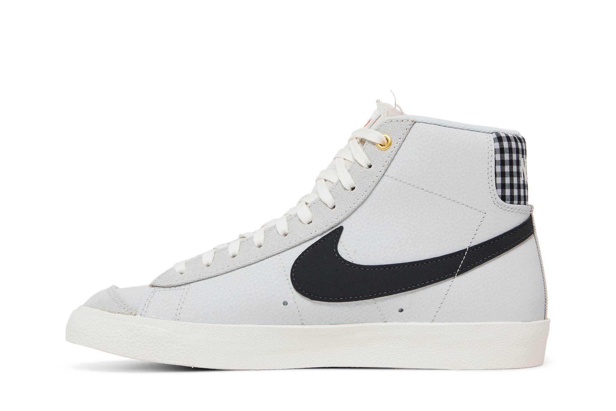 Lookbook Nike Blazer Mid ’77 'Rekaan Segar' FJ4022-025