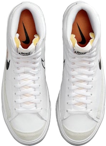 나이키 블레이저 미드 '77 '멀티 스우시 - 브라이트 만다린' FN7809-100 Shop 나이키 블레이저 미드 '77 '멀티 스우시 - 브라이트 만다린' FN7809-100