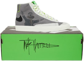Nike Blazer Mid ’77 'University of Oregon Football' Tinker Hatfield Signed Box FD0235-001-SIGNED-BOX Nike Blazer Mid ’77 'University of Oregon Football' Tinker Hatfield Signed Box FD0235-001-SIGNED-BOX