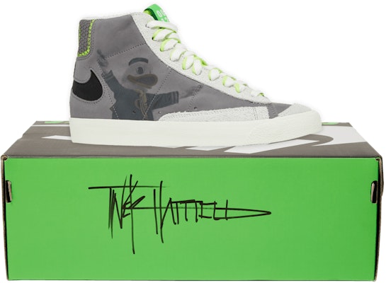Nike Blazer Mid ’77 'University of Oregon Football' Tinker Hatfield Signed Box FD0235-001-SIGNED-BOX Buy Nike Blazer Mid ’77 'University of Oregon Football' Tinker Hatfield Signed Box FD0235-001-SIGNED-BOX