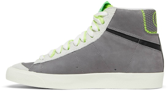 Nike Blazer Mid ’77 'University of Oregon Football' Edisi Khas FD0235-001 Lookbook Nike Blazer Mid ’77 'University of Oregon Football' Edisi Khas FD0235-001
