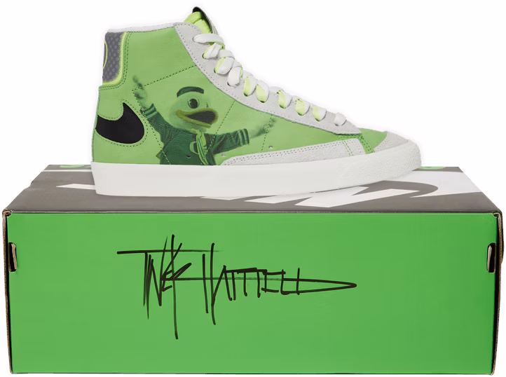 nike-blazer-mid-77-university-of-oregon-men-s-basketball-tinker-hatfield-signed-box