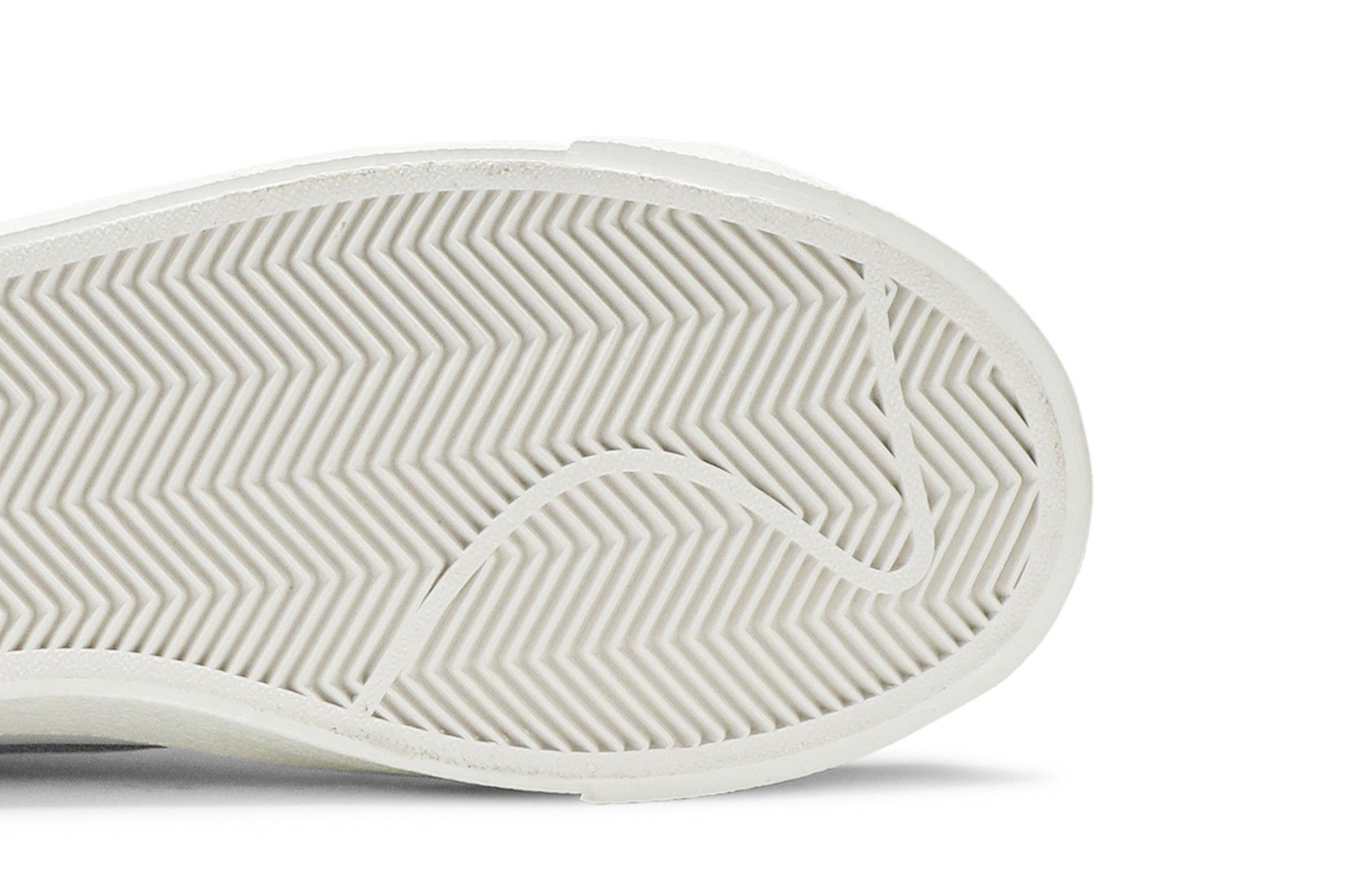 Details for Nike Blazer Mid ''77 ''Blanc Rose Foam'' BQ6806-108