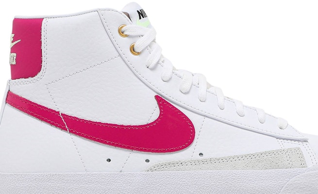 Nike Blazer Mid '77 'World Tour' Lelaran Dunia DD9552-100 Order Nike Blazer Mid '77 'World Tour' Lelaran Dunia DD9552-100