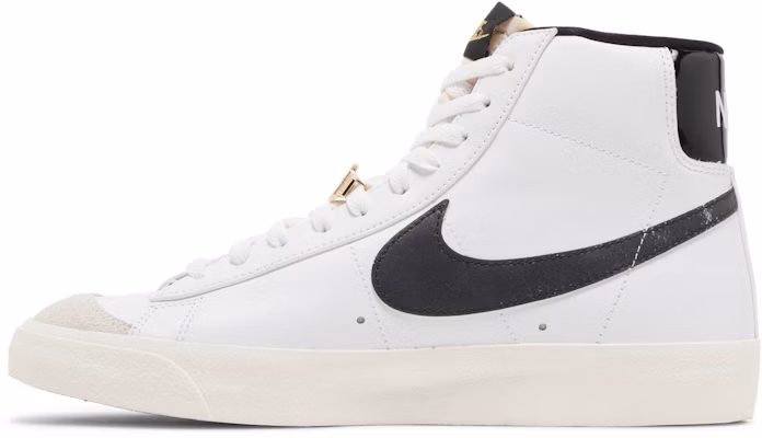 耐吉 Blazer 中筒 '77 EMB '世界冠軍' DQ8767-100 Lookbook 耐吉 Blazer 中筒 '77 EMB '世界冠軍' DQ8767-100