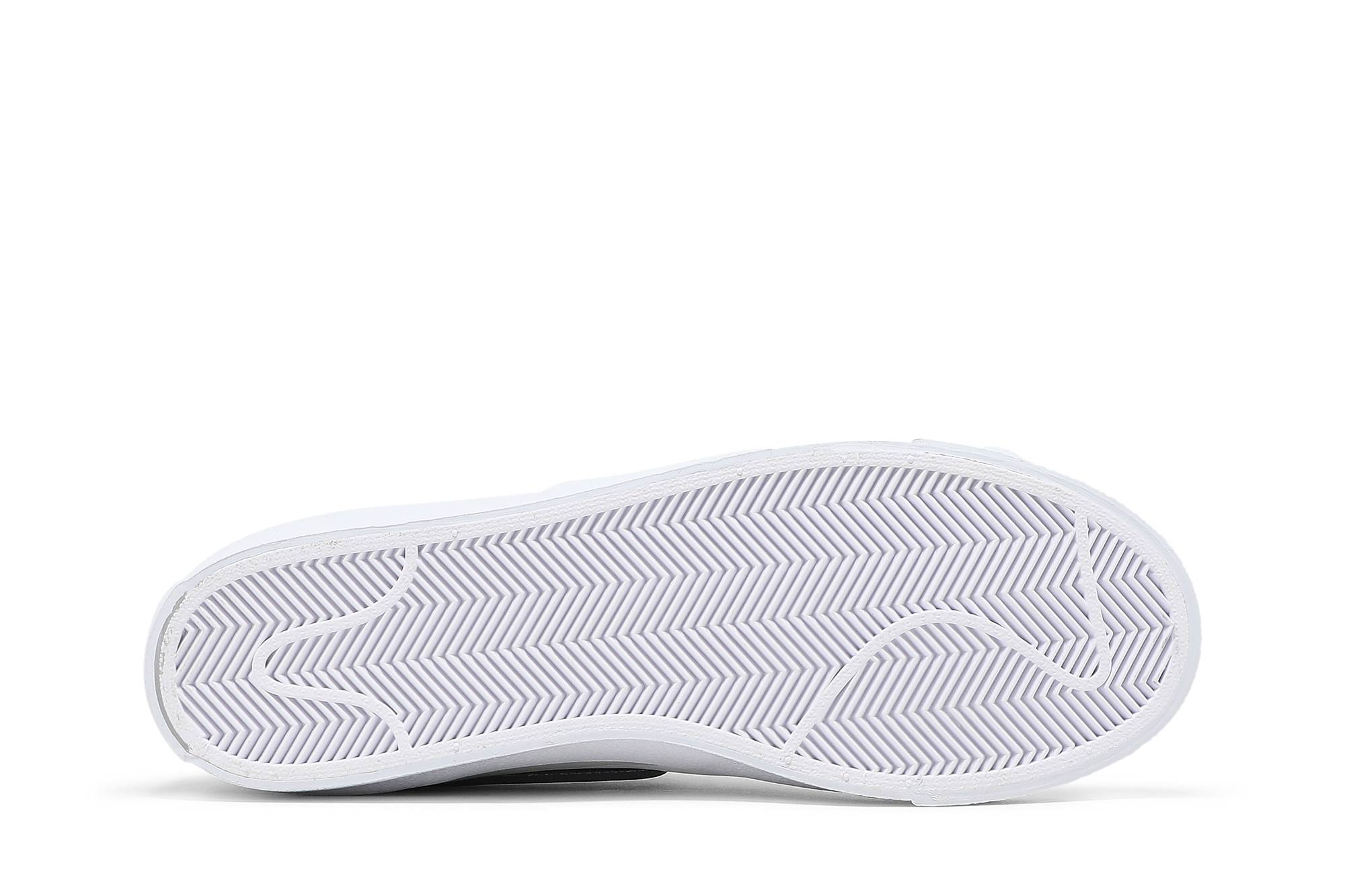 Shop 耐克Blazer Mid '77 Infinite 白色铁灰色 DA7233-103