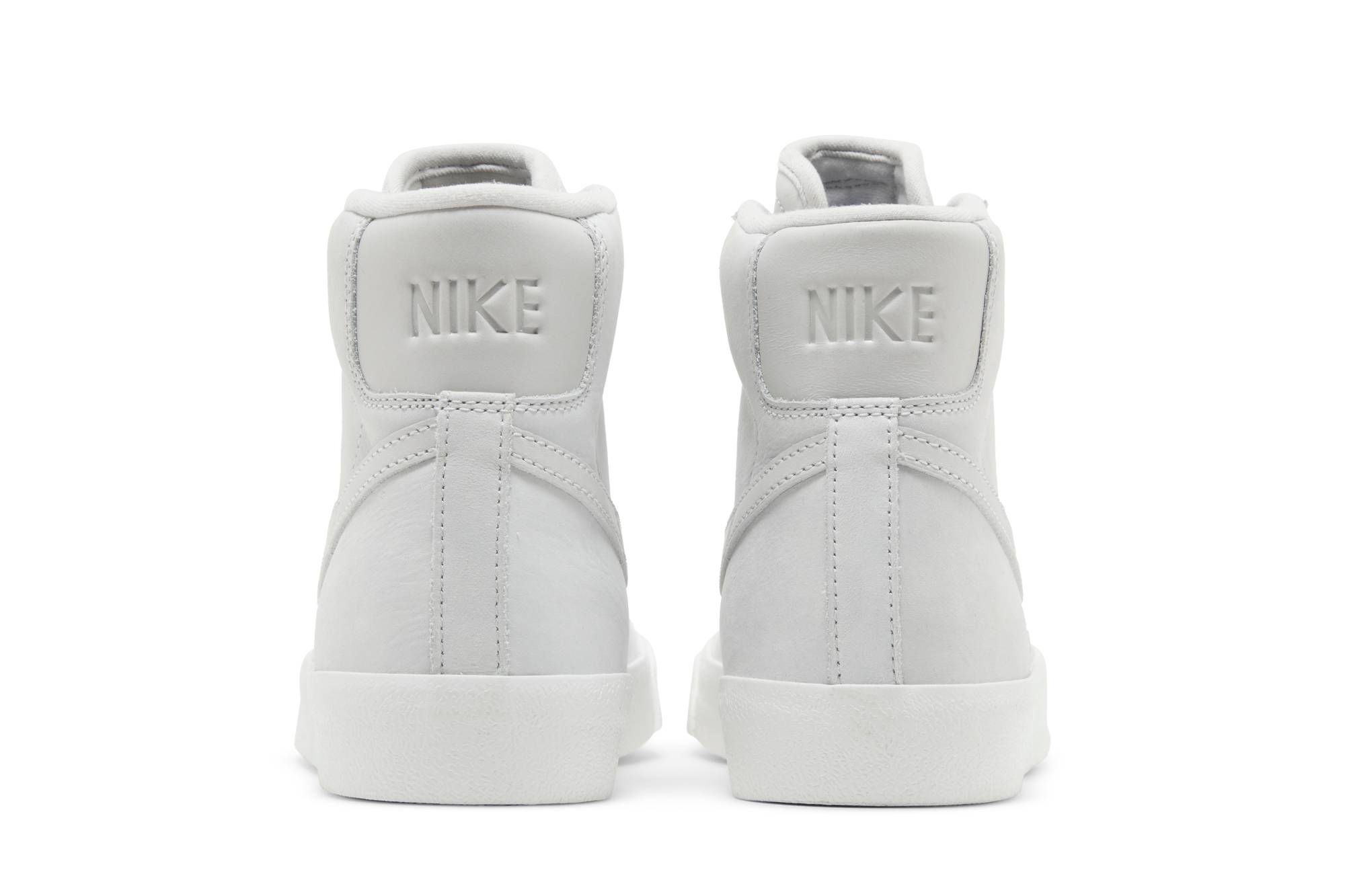 Details for （女性）Nike Blazer Mid ’77 LX 'Photon Dust' DQ7572-001
