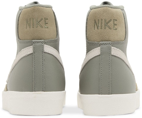 Nike Blazer Mid '77 Premium 'Dark Stucco' Lelaki Wanita Retro Kasut Kasual FZ1671-001 Details for Nike Blazer Mid '77 Premium 'Dark Stucco' Lelaki Wanita Retro Kasut Kasual FZ1671-001
