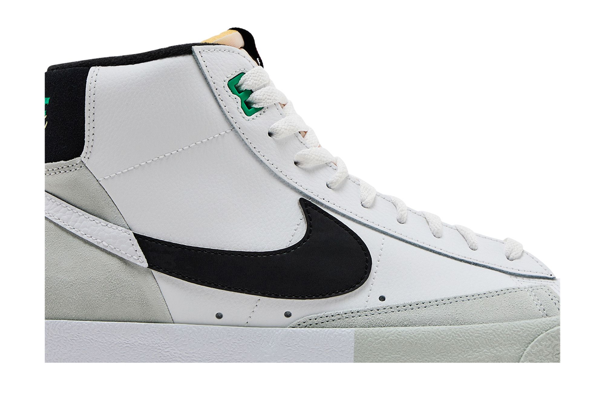 Order 耐克Blazer Mid '77 SE ‘Split - 白黑’ DZ2542-100