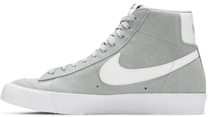 Nike Blazer Mid '77 Suede 'Light Smoke Grey' CI1172-004 Lookbook Nike Blazer Mid '77 Suede 'Light Smoke Grey' CI1172-004