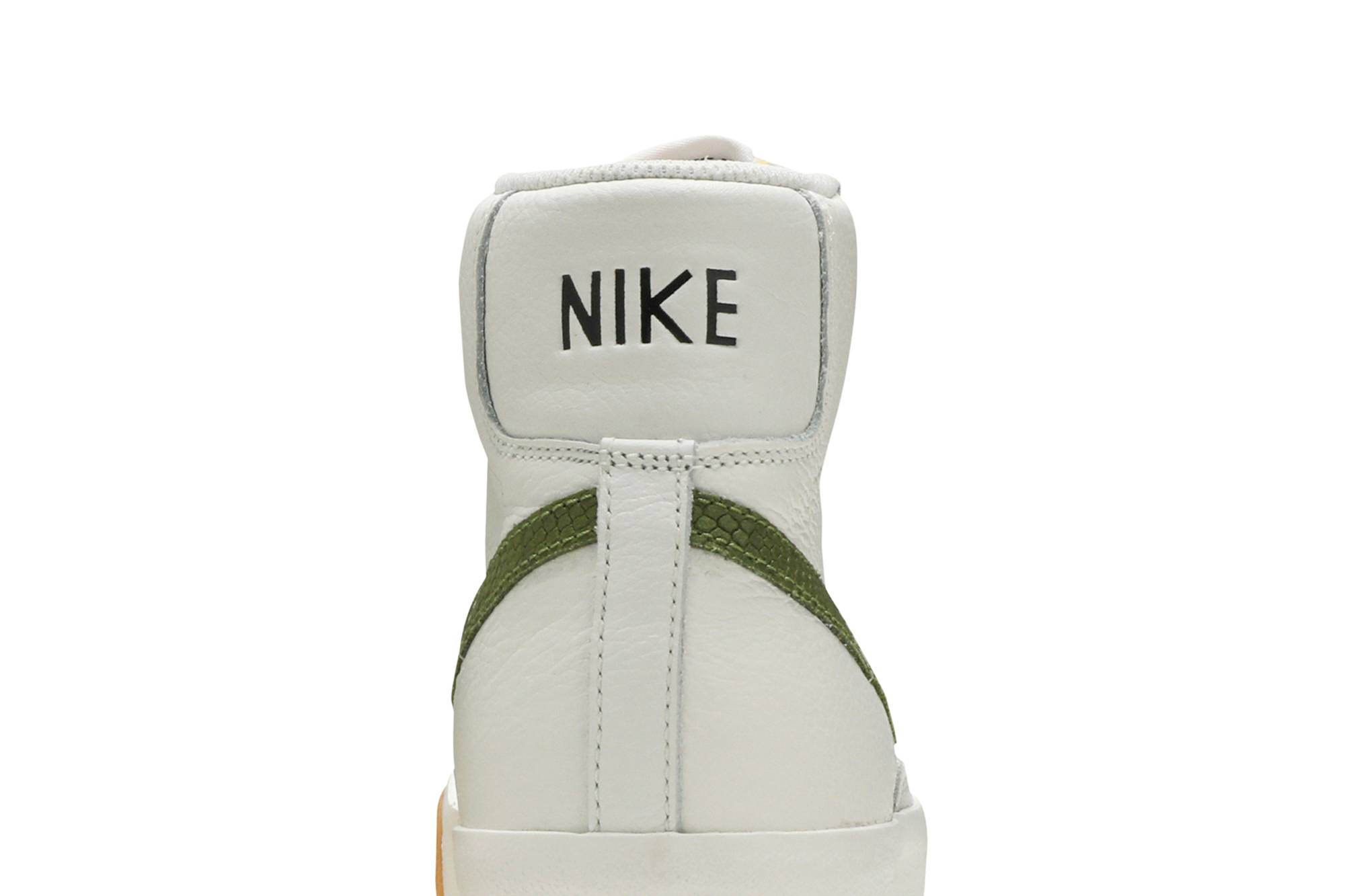 Sizing Nike Blazer Mid '77 Vintage 'Kulit Ular Asparagus' DC1706-100
