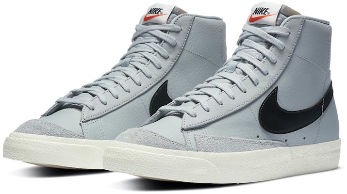 Nike Blazer Mid '77 Vintage 'Light Smoke Grey Black' BQ6806-001 Lookbook Nike Blazer Mid '77 Vintage 'Light Smoke Grey Black' BQ6806-001