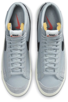 Nike Blazer Mid '77 Vintage 'Light Smoke Grey Black' BQ6806-001 Shop Nike Blazer Mid '77 Vintage 'Light Smoke Grey Black' BQ6806-001