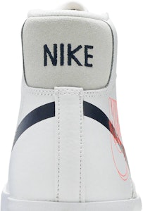 Nike Blazer Mid '77 Vintage 'Reverse Logo' Sepatu Pria - Logo Terbalik DA4651-100 Sizing Nike Blazer Mid '77 Vintage 'Reverse Logo' Sepatu Pria - Logo Terbalik DA4651-100