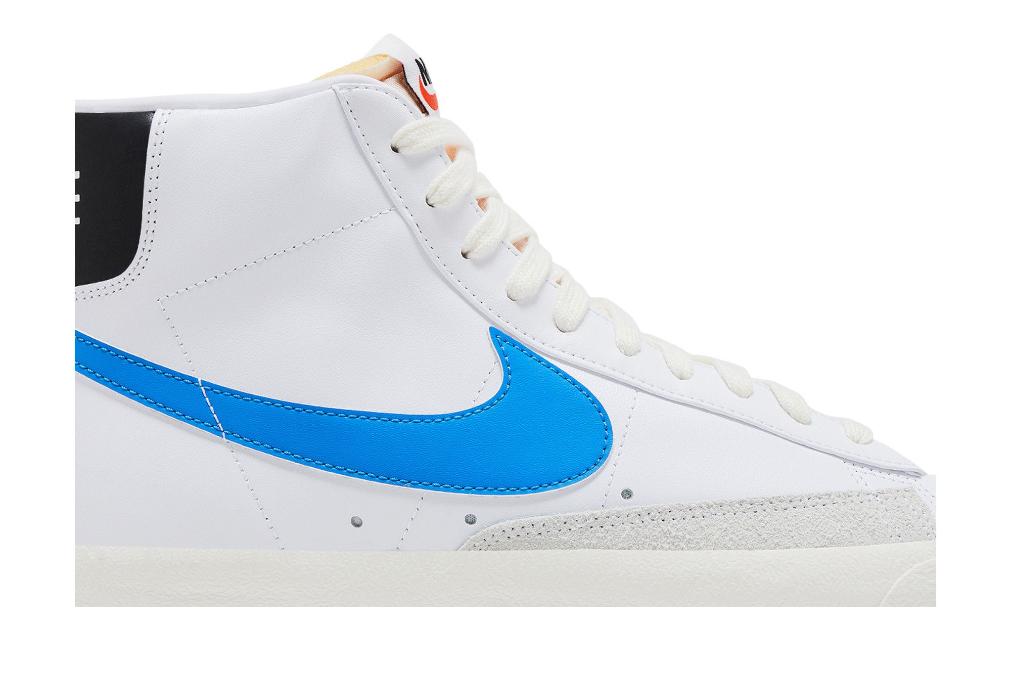 Order Nike Blazer Mid '77 Vintage 'Putih Biru Foto Terang' BQ6806-118