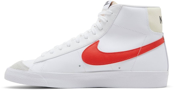 Nike Blazer Mid '77 Vintage 'Blanco Rojo Picante' BQ6806-122 Lookbook Nike Blazer Mid '77 Vintage 'Blanco Rojo Picante' BQ6806-122