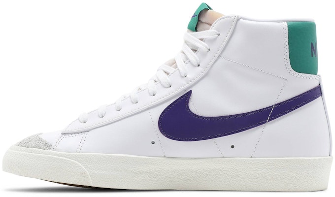 Nike Blazer Mid '77 VNTG 'Joker' Sneakers Pria Wanita Terbaru DO1157-100 Lookbook Nike Blazer Mid '77 VNTG 'Joker' Sneakers Pria Wanita Terbaru DO1157-100