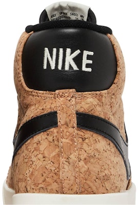 Nike Blazer Mid 'Cork' Lelaki 749636-100 Sizing Nike Blazer Mid 'Cork' Lelaki 749636-100