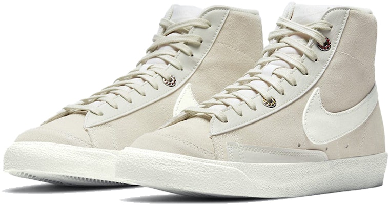 (W) Nike Blazer Mid 'Kelabu Cerah' DH4271-001 Lookbook (W) Nike Blazer Mid 'Kelabu Cerah' DH4271-001