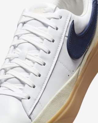 Nike Blazer Phantom Low 'Putih Summit Putih' HF3119-102 Sizing Nike Blazer Phantom Low 'Putih Summit Putih' HF3119-102