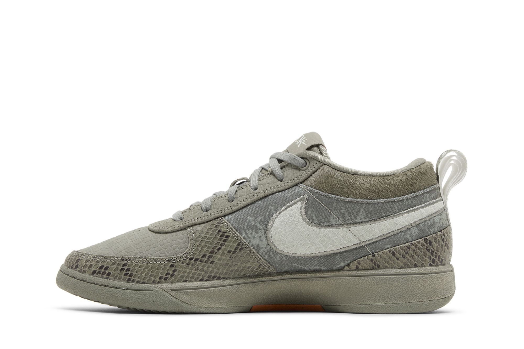 Shop Nike Buku Satu 'Hike' HF6236-002