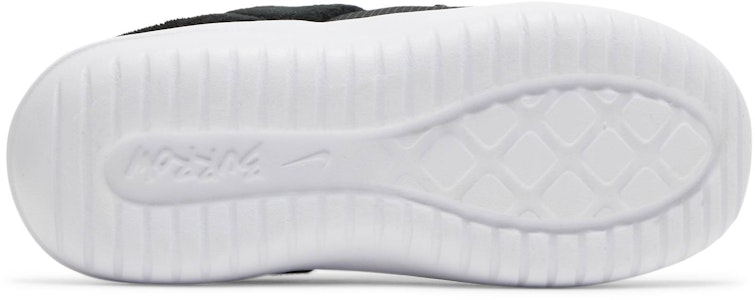 (W) Nike Burrow 'Hitam Putih' DJ3131-001 Lookbook (W) Nike Burrow 'Hitam Putih' DJ3131-001