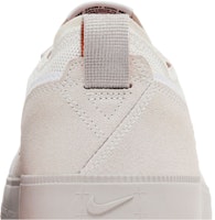 나이키 C1TY '안전 콘' FZ3863-004 Sizing 나이키 C1TY '안전 콘' FZ3863-004