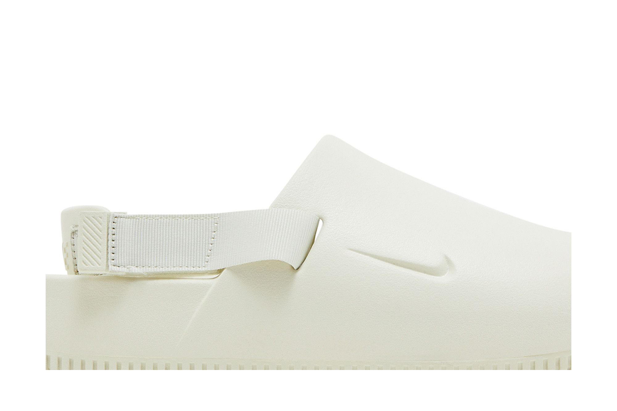 Lookbook Nike Calm Mule 'Sea Glass' - Zapatillas relajadas en tono vidrio marino. FD5131-003
