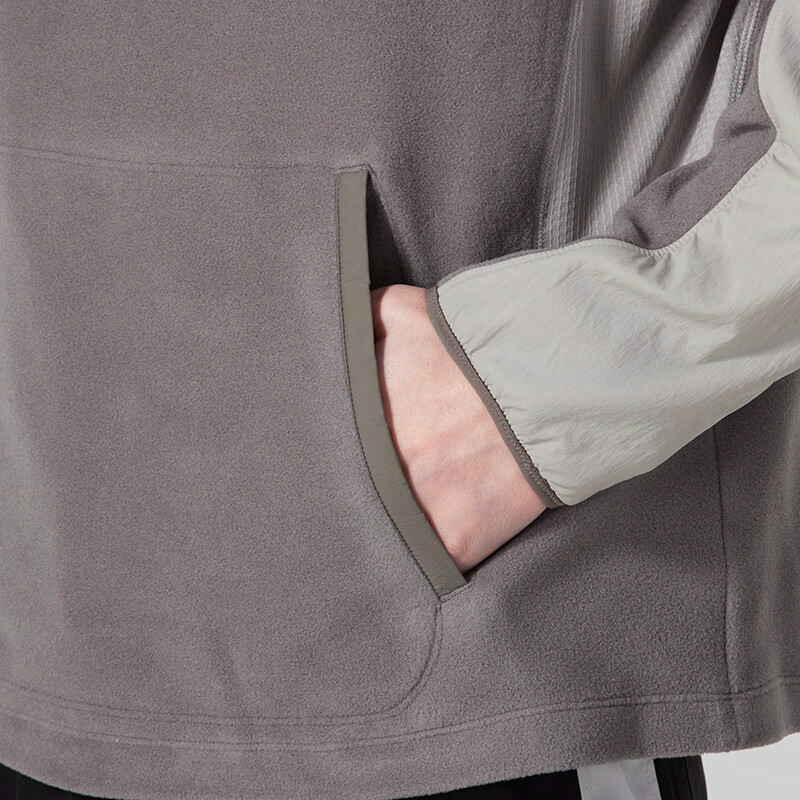 Sizing Nike Casual Lightweight Half-Zip Sweatshirt in Dark Grey FV9964-289