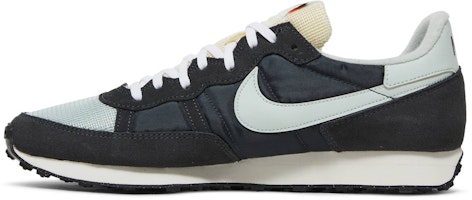 Nike Challenger OG 'Sombra' CW7645-007 Lookbook Nike Challenger OG 'Sombra' CW7645-007