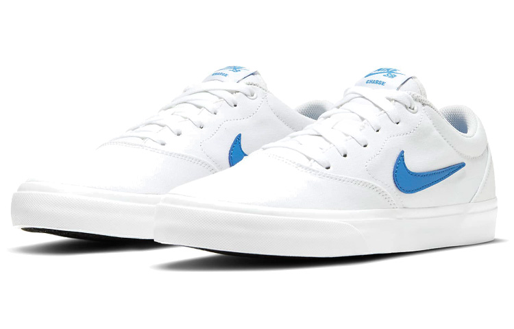Lookbook Nike SB Charge Canvas 白藍