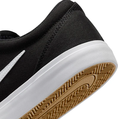 Nike Charge CNVS 001 黑/白款運動鞋 IB2748-001 Sizing Nike Charge CNVS 001 黑/白款運動鞋 IB2748-001