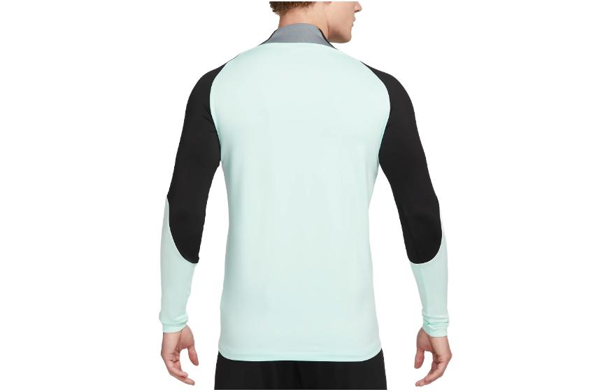 Lookbook Nike 切爾西F.C復古足球訓練套頭衫 淺藍色 DZ0839-354