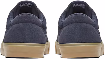 Shop Nike SB Chron SLR 低筒 滑板鞋 男女款 黑曜石