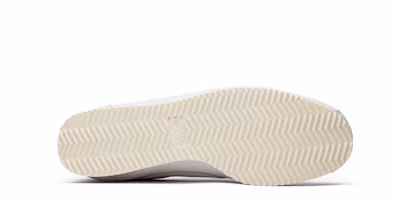 耐克经典 Cortez Kenny Moore 跑钉鞋 943088-100 Shop 耐克经典 Cortez Kenny Moore 跑钉鞋 943088-100