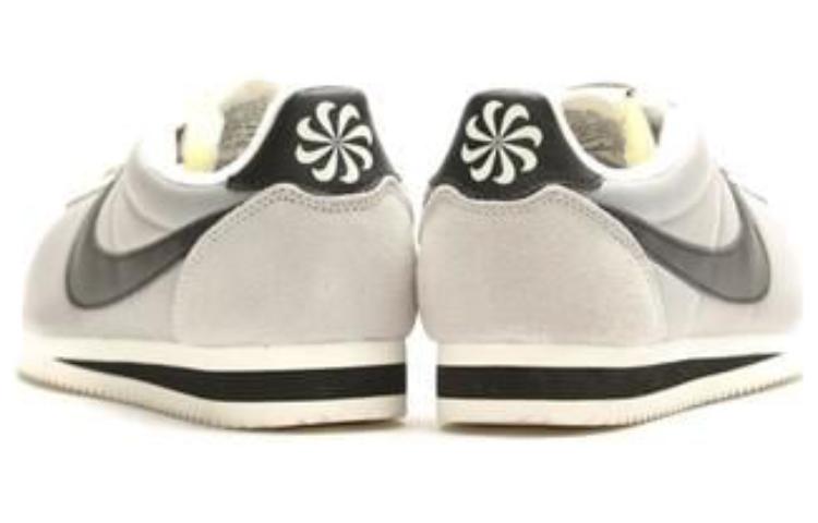 Shop 나이키 클래식 코르테즈 나일론 실버 (AW) 844855-001