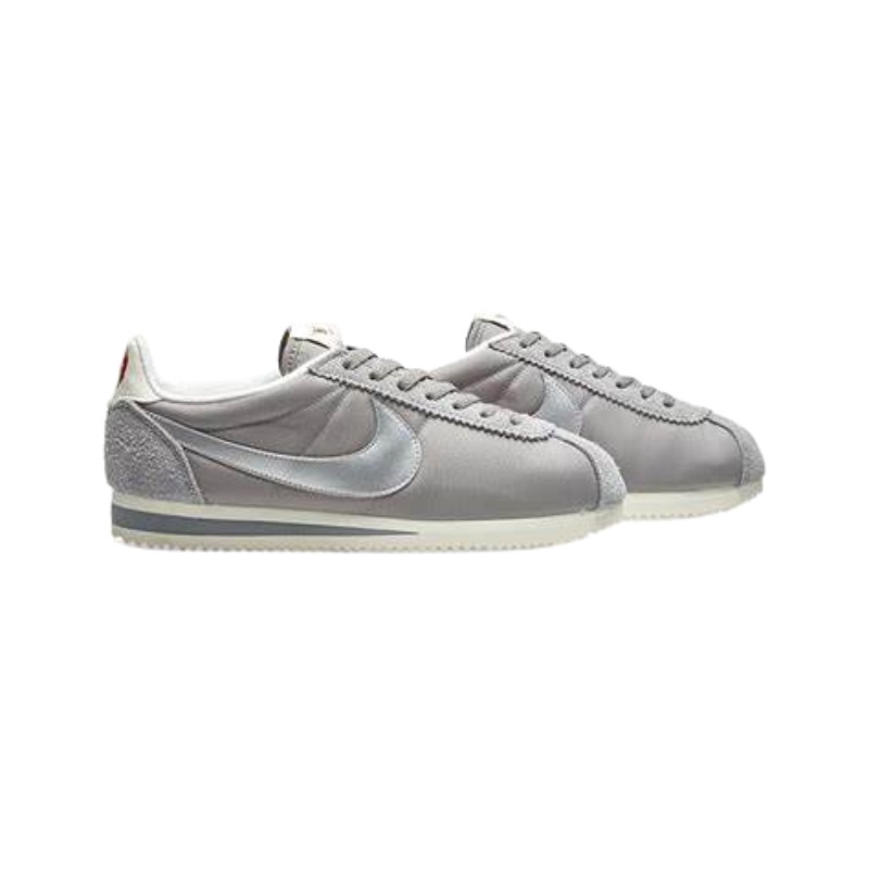 Shop Nike Classic Cortez Nylon Premium 'Kelabu Sederhana' 876873-001