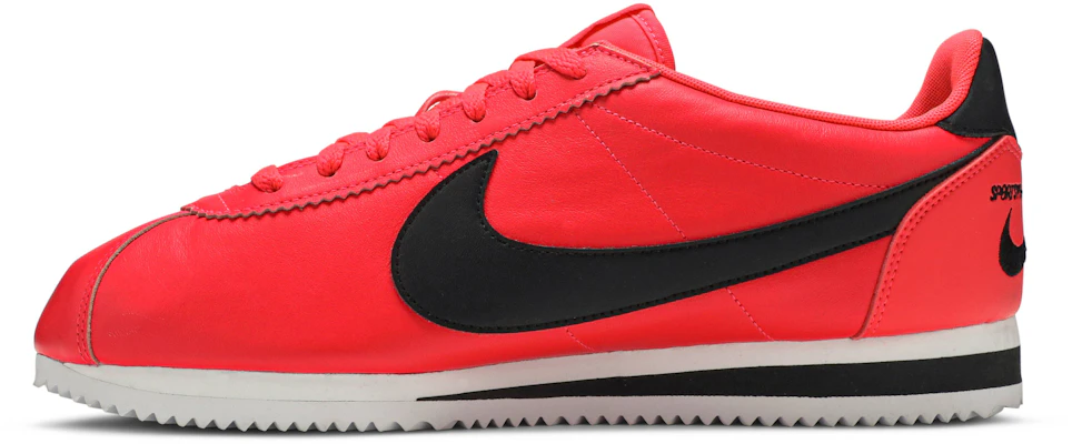 Nike Classic Cortez Overbranding Red Orbit 807480-601 Lookbook Nike Classic Cortez Overbranding Red Orbit 807480-601