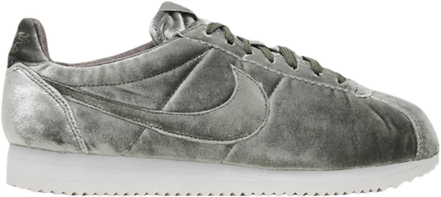 Women Nike Classic Cortez Premium Velvet Medium Olive 862574