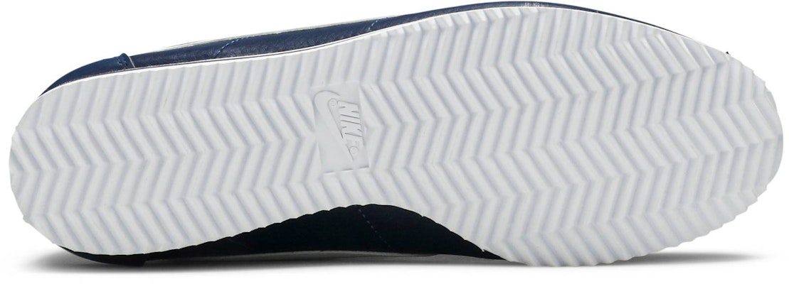 Nike Classics Cortez Leather Midnight Navy White 749571-414 Shop Nike Classics Cortez Leather Midnight Navy White 749571-414